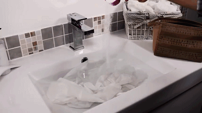 懶人神器來了：微型便攜超聲波洗衣器Dolfi 洗衣不求人了